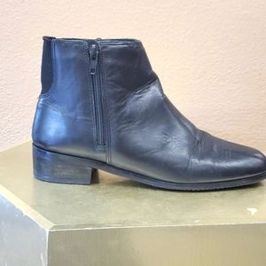 Black ankle boot